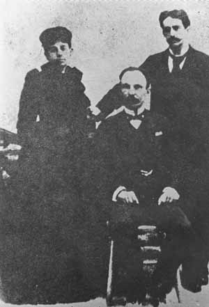 23.jpg (15588 bytes)